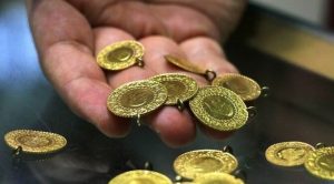 1 milyon liralık altınlarını dolandırıcılara elleriyle teslim etti