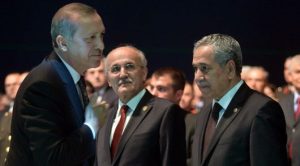 Arınç: Erdoğan'a rakip olmayacağım ama beni fazla zorlamasınlar