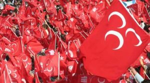 Atama kararı sonrası MHP'den art arda istifalar