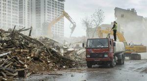 Fikirtepe'de bin 300 bina yıkılıyor