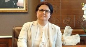 'Kadınların varlığını teslim eden AK Parti siyasetidir'