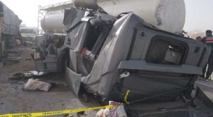Konya'da 'kum fırtınası' kazası: 8 araç birbirine girdi