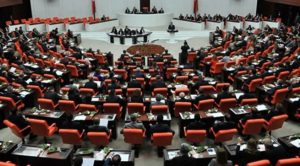 Meclis'te Kürtçe tartışması! Oturuma ara verildi