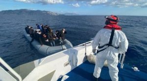 Sahil Güvenlik Komutanlığı: 1171 düzensiz göçmen ve 15 kaçakçı yakalandı