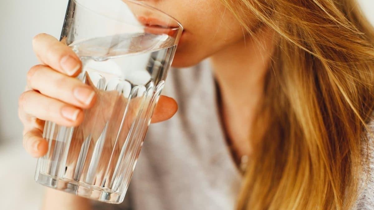 Boğaz ağrısı olanlar bol su içmeli çünkü... #1