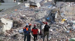 Depremde 11 kişinin öldüğü apartmanın müteahhidi: Benim inşaatlarım yıkılmaz