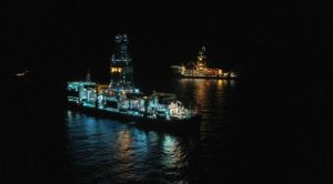 Dönmez: Fatih gemimiz Türkali-7'de sondaja başladı