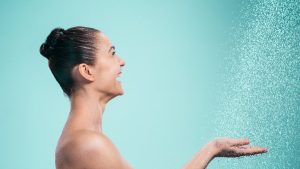 Kışın soğuk duş almanın vücudunuza en iyi 5 etkisi