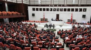 AKP ile CHP arasında 'FETÖ'cülük' tartışması